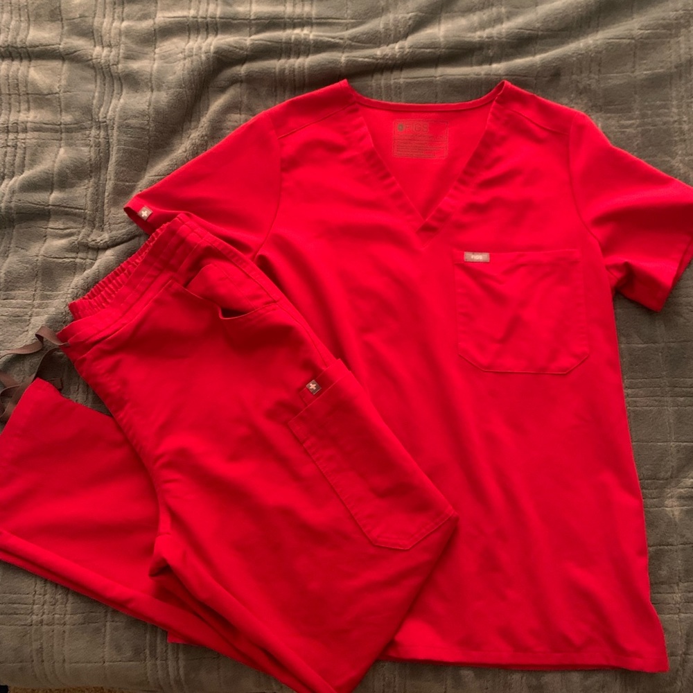 Figs Pop Red Medium Set Top and Pants